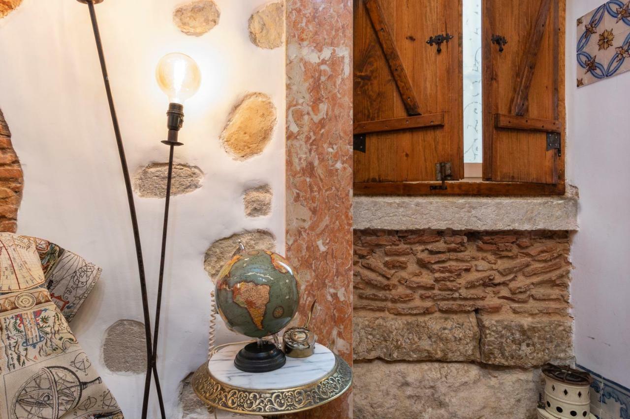 Romantic Medieval Apartment Lisboa Exterior foto